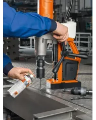 Magnetyczna wiertarka rdzeniowa KBM 50 UQW