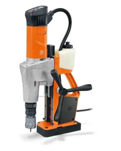 Magnetyczna wiertarka rdzeniowa KBM 50 UQW