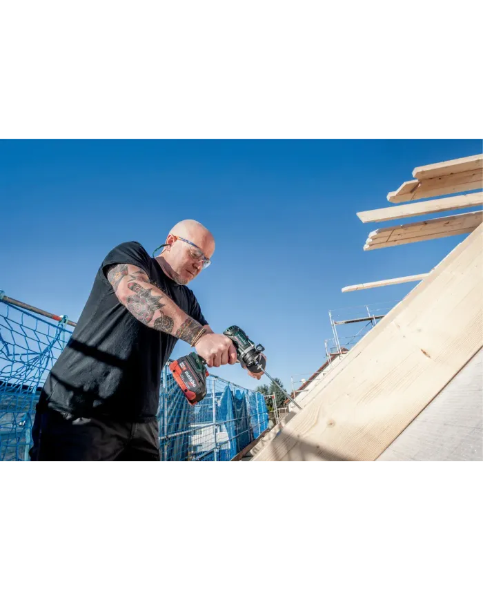 Wiertarko-wkrętarka aku. BS 18 LTX BL Q I