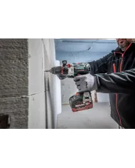 Wiertarko-wkrętarka udarowa SB 18 LTX BL I 2x5,2Ah